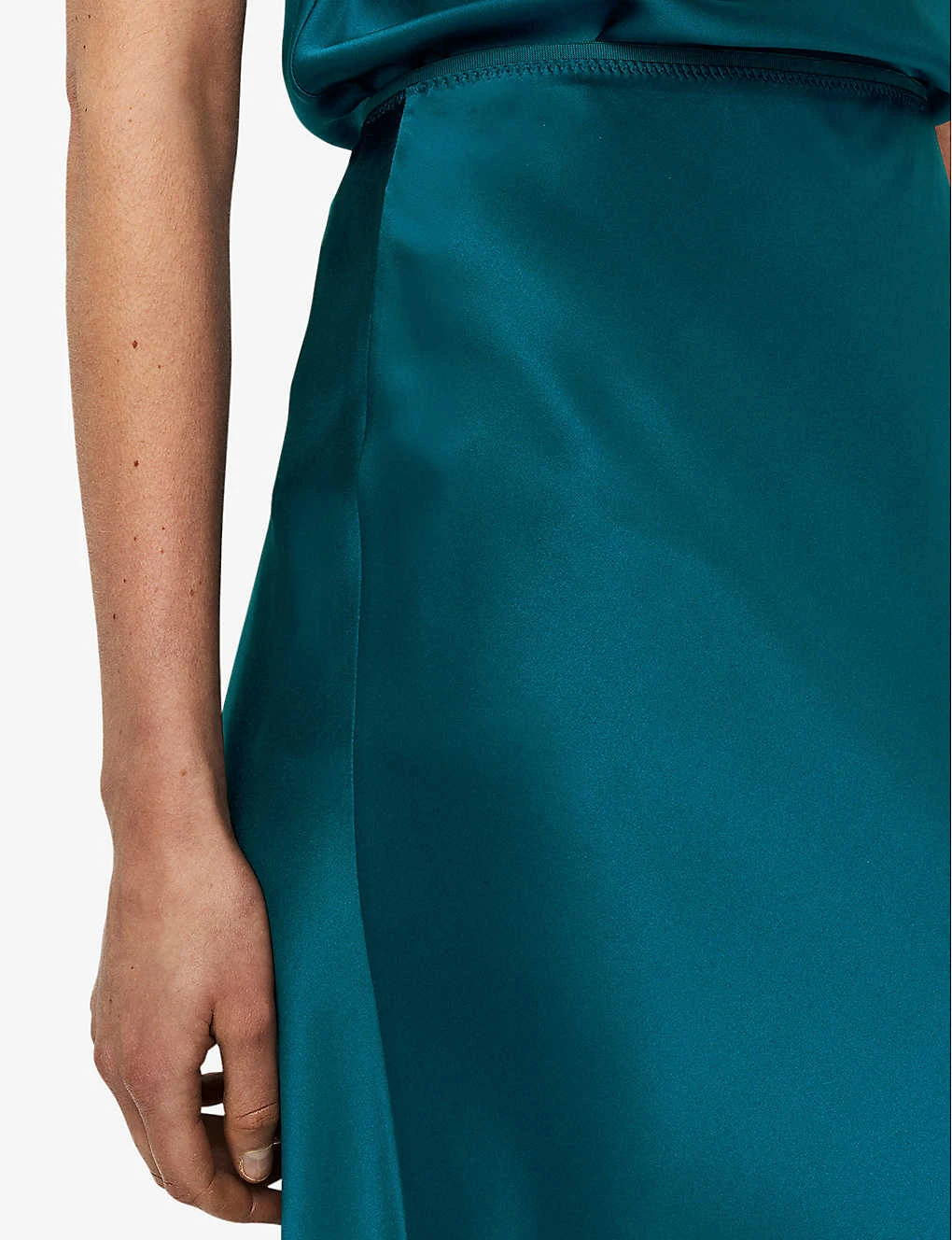 Joseph Isaak Slim-fit Silk Midi Skirt 7 Joseph Isaak Slim-fit Silk Midi Skirt - Image 5